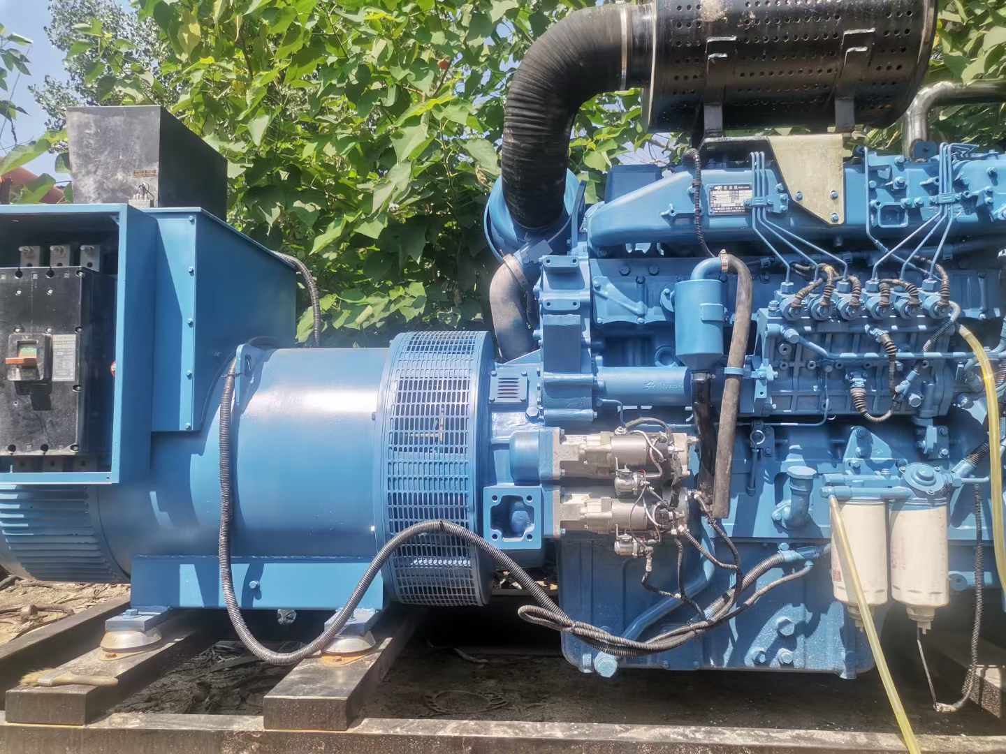丰满详细说明降低 800kW 柴油发电机输出电流波动的方法